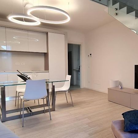 Queen Verona Luxury Apartment מראה חיצוני תמונה