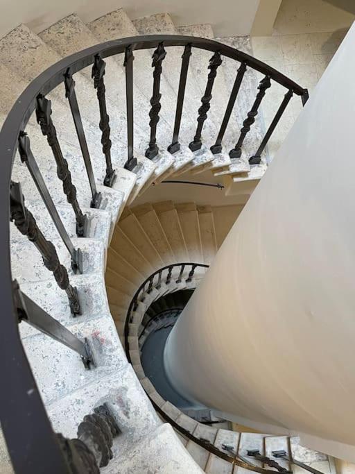 Queen Verona Luxury Apartment מראה חיצוני תמונה