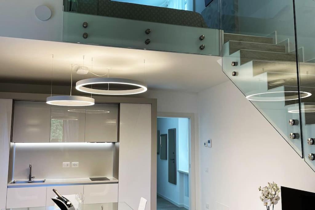 Queen Verona Luxury Apartment מראה חיצוני תמונה