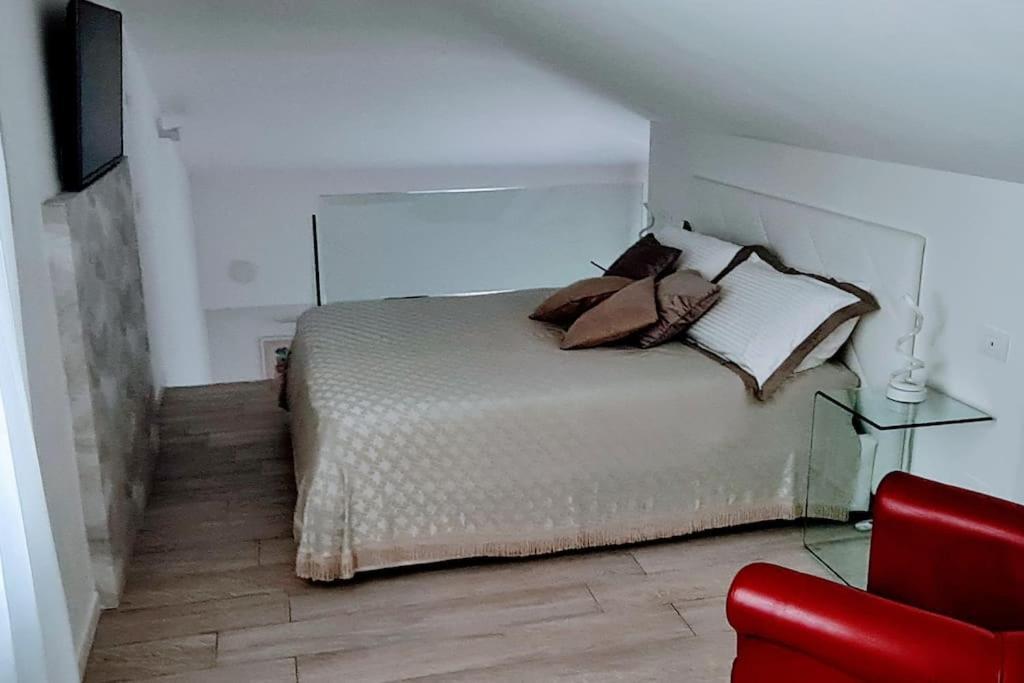 Queen Verona Luxury Apartment מראה חיצוני תמונה