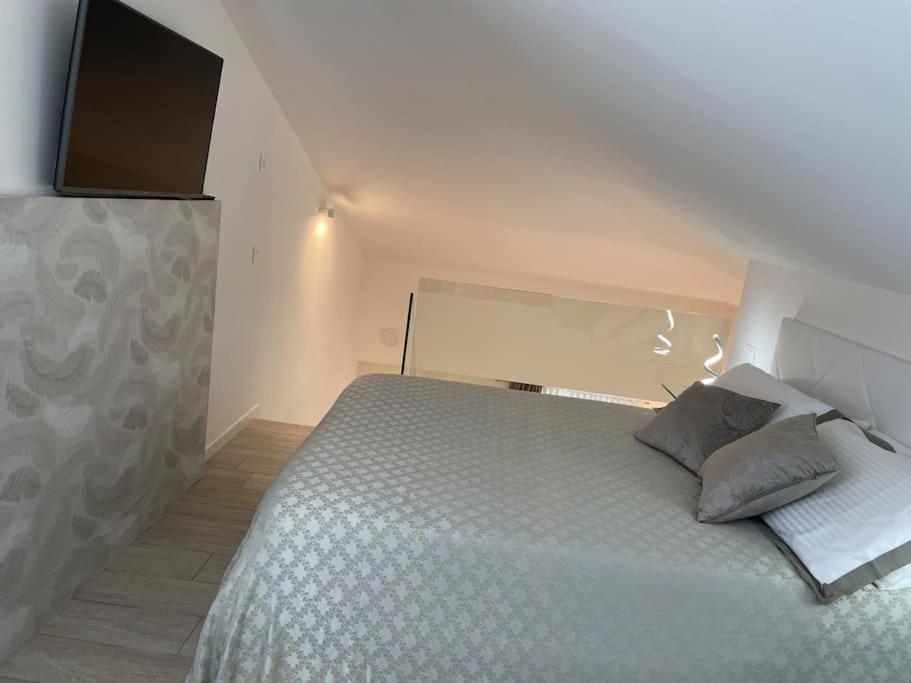 Queen Verona Luxury Apartment מראה חיצוני תמונה